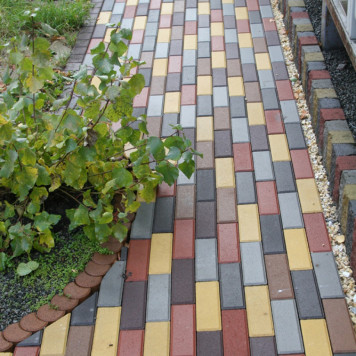 Кирпич узкий 210х70-1