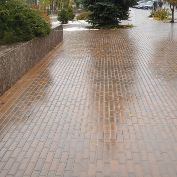 Кирпич узкий 210х70-18